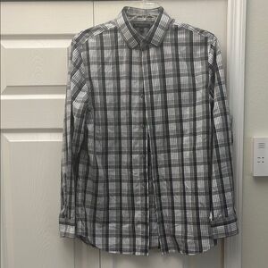 Banana Republic Gray Casual Button Down Shirt, 100% cotton.